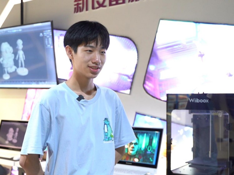 新生故事|远赴蓉城，勤奋求学