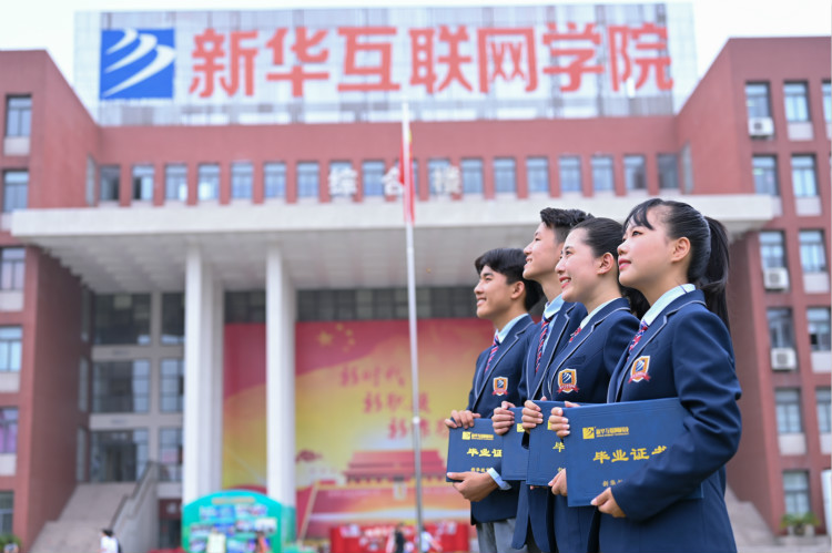 新华电脑教育屡登央视|匠心育人成就学子美好未来