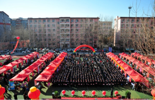 【新华专业说】—人工智能空前火爆，盘点新华人工智能专业教学和就业