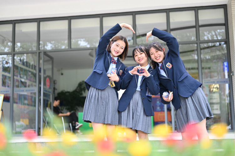 肩负职教强国重任，新华电脑学校升级“五项能力”培养互联网高技能人才