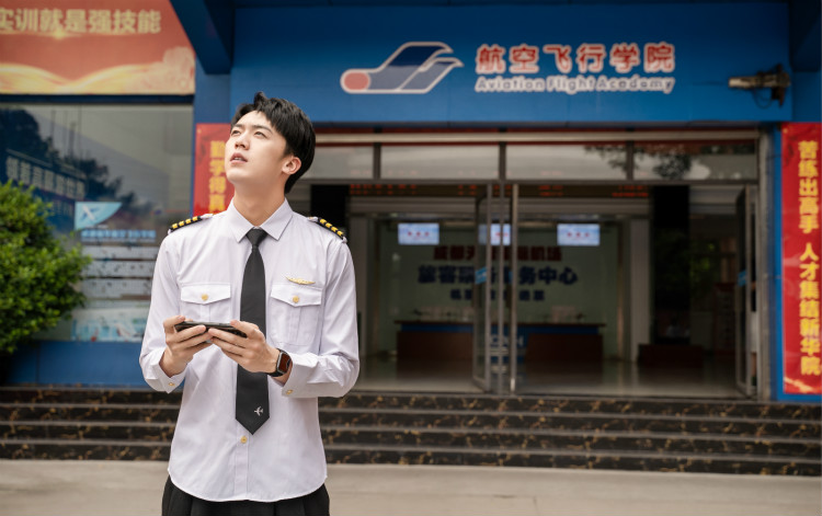 卢东旭粉丝见面会，新华影视动漫推荐官答疑时间到！