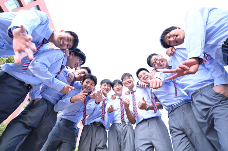 这些数字，见证新华实力！