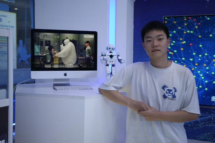 图为朱国顺同学