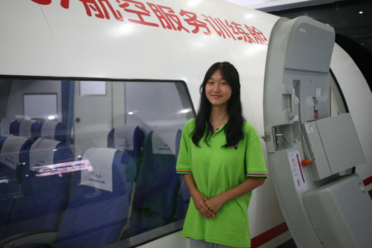图为袁苑同学