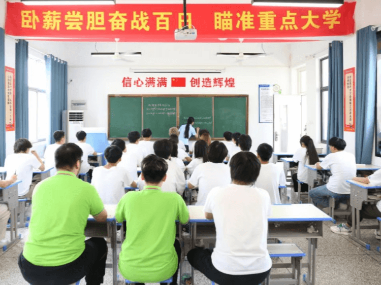 致中职生|做好三年规划，中职生也能圆梦大学