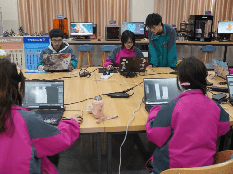 @2025级新生：新生报到日，一起迎接新学期吧！