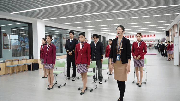 十七八岁辍学打工没出路？如何才能为未来加一份保障？